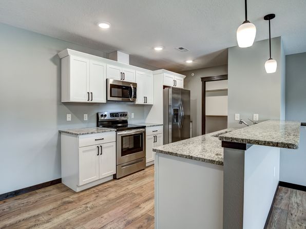 102 Ridge Rd #12