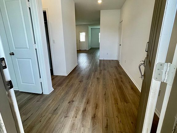 3rd image of 644 Silver Springs Bnd