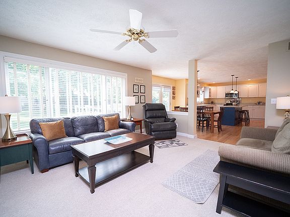 5th image of 5421 Regents Park Rd