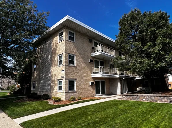 4418 W 55th St APT 1, Chicago, IL 60632