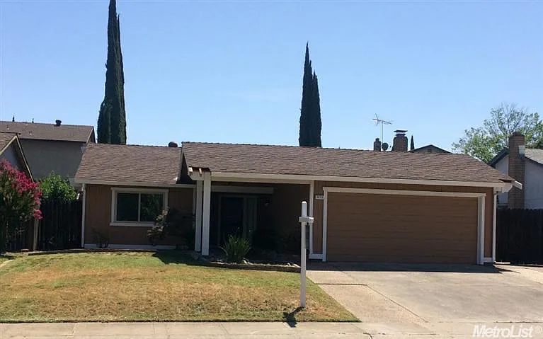 3213 Rusticwood Way photo 1