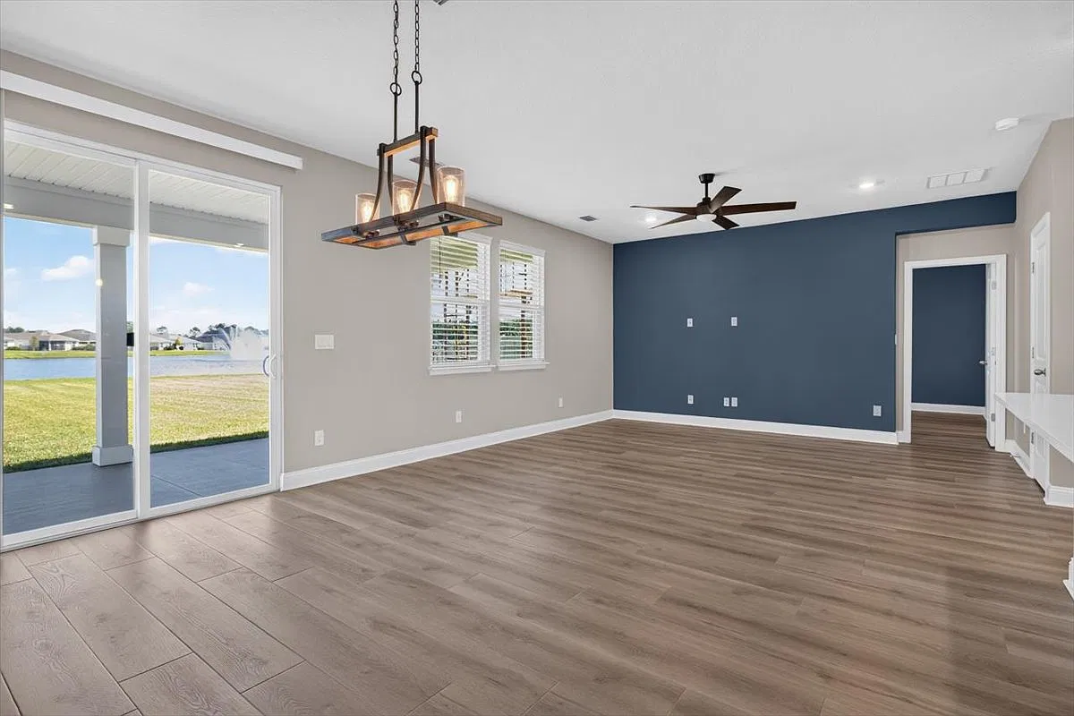 3 bed, 1707 sqft, $2,400 — Photo 3