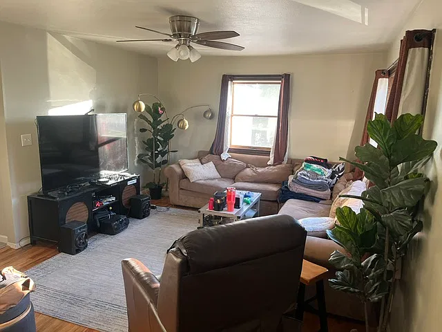 6 bed, 1623 sqft, $4,200 — Photo 4