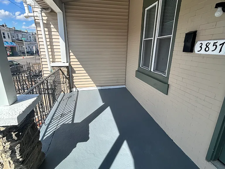3857 N 7th St — Photo 3