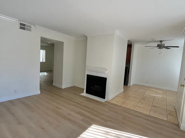 Chateau Studio Village Apartments — Photo 11