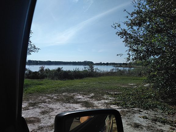 Lake access to this lake.