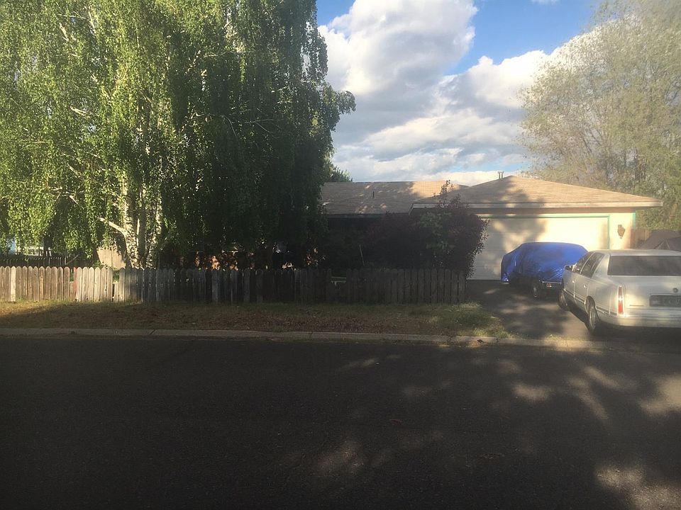 1st image of 5413 E Brentwood Dr