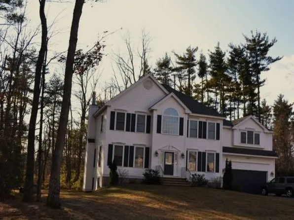 11 Cortland Cir, Lunenburg, MA 01462