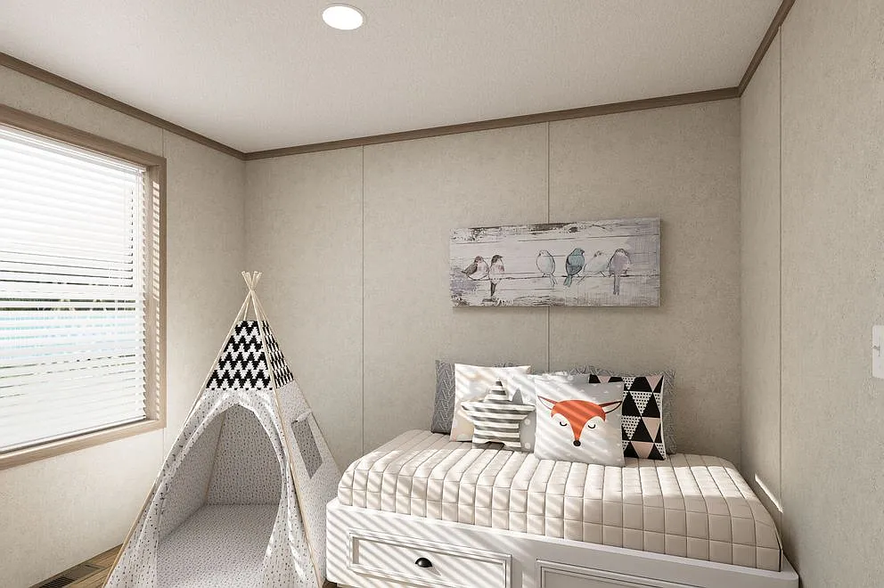 3 bed, 1080 sqft, $1,900 — Photo 3