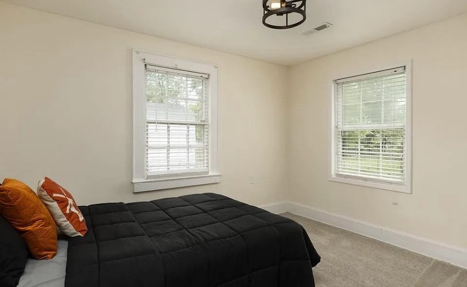 4712 Montview Dr — Photo 4