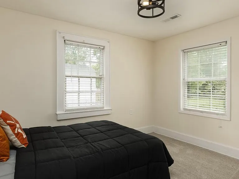 4712 Montview Dr — Photo 4