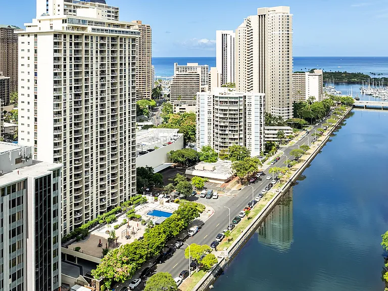 1717 Ala Wai Blvd #2402 — Photo 27