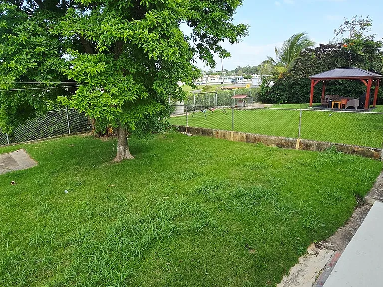 Carr #2 Urb. Villa Avelina — Photo 47