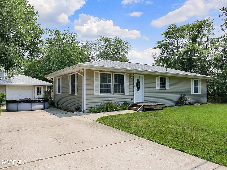 1st image of 313 Oleary Ave