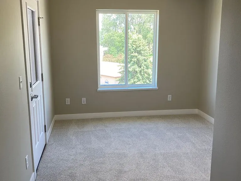 2606 Apache Court Suites 101 4 #201-301 — Photo 26