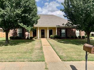 206 Crescent Ridge Dr, Madison, MS 39110