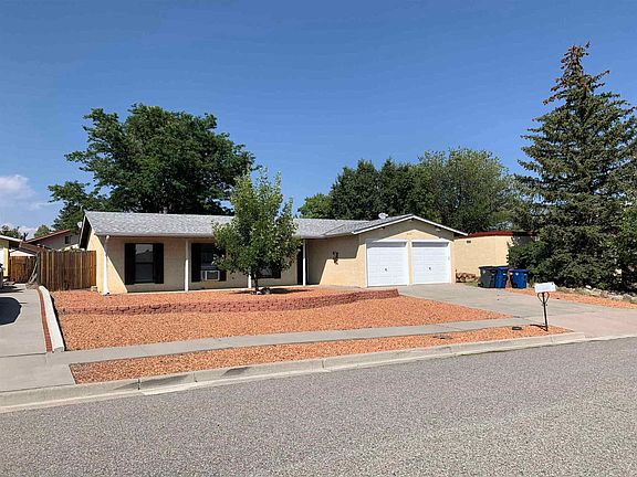 3rd image of 426 Connie Ave