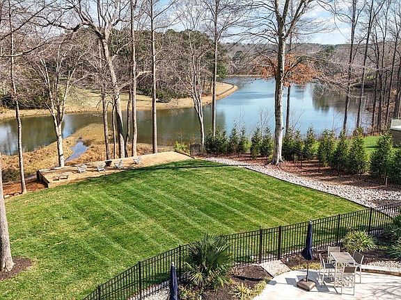 2nd image of 1612 Barony Lake Way