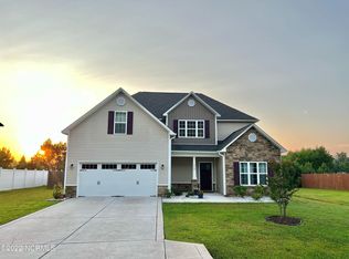 318 Catamaran Rd, Swansboro, NC 28584