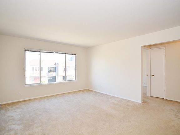 4th image of 1473 48th Ave APT 1