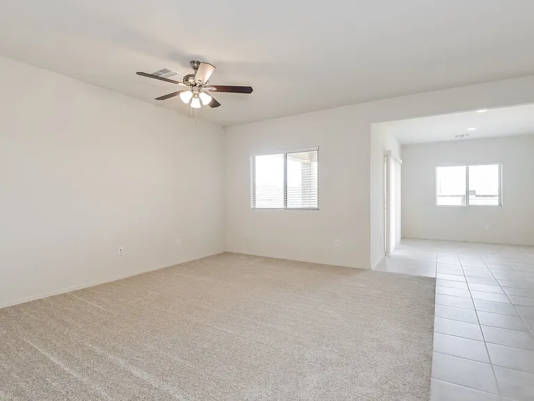 836 W Calle Falerno — Photo 4