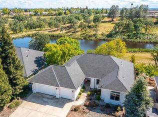 1061 Rollingview Dr, Redding, CA