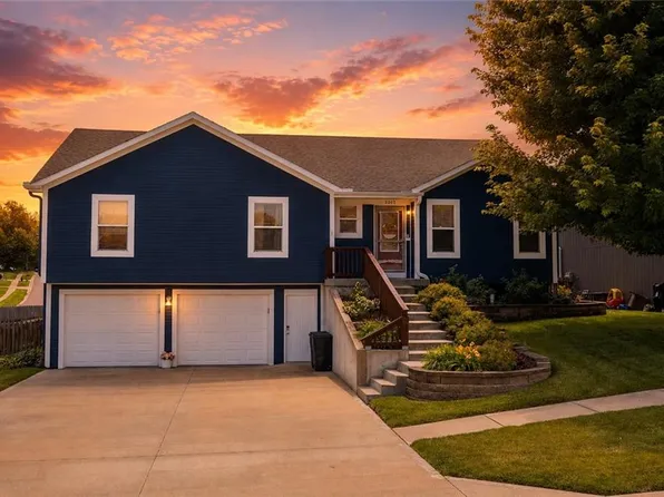 2203 Bateley St, Saint Joseph, MO 64503