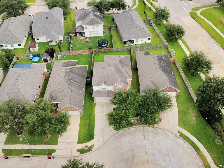 6106 Grassy Haven Ln — Photo 49