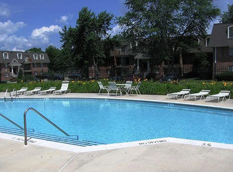 Dover Country Club — Photo 4