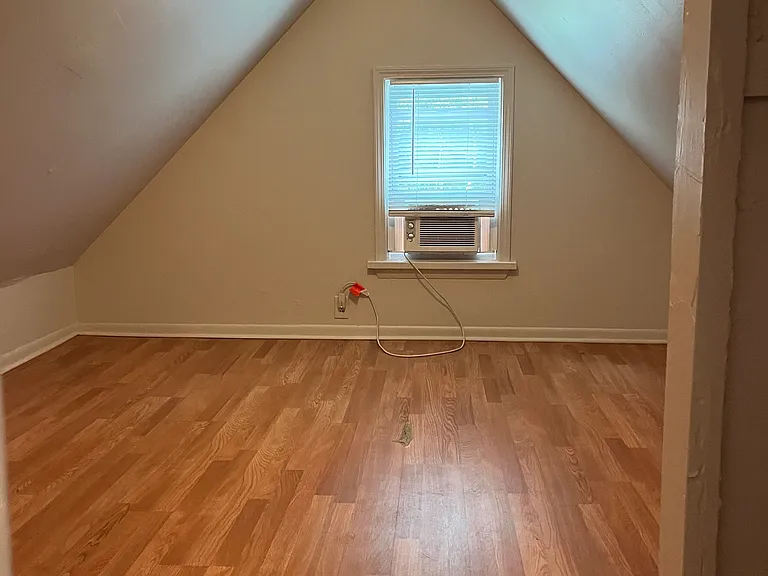 34 Lynch St #2 — Photo 4