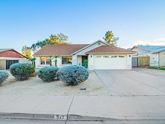 2nd image of 915 W DIAMOND Drive