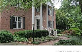 1st image of 427 Clarendon Pl W