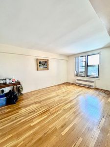 149-05 79th Ave #620, Queens, NY, 11367