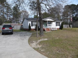 1513 Obannon Dr, Raeford, NC 28376