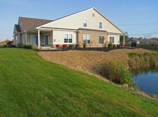 22 Town Square Blvd, Columbiana, OH 44408