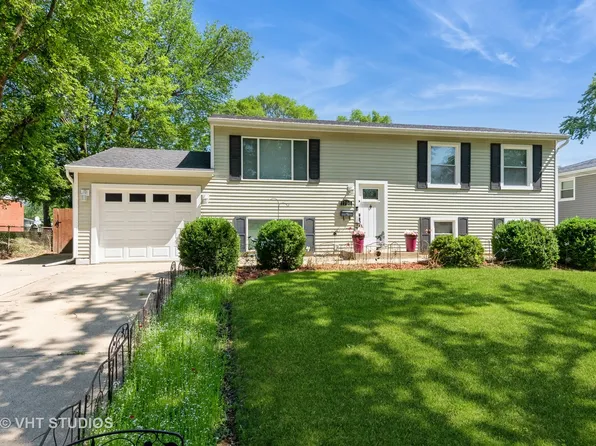 1700 Laurel Ave, Hanover Park, IL 60133