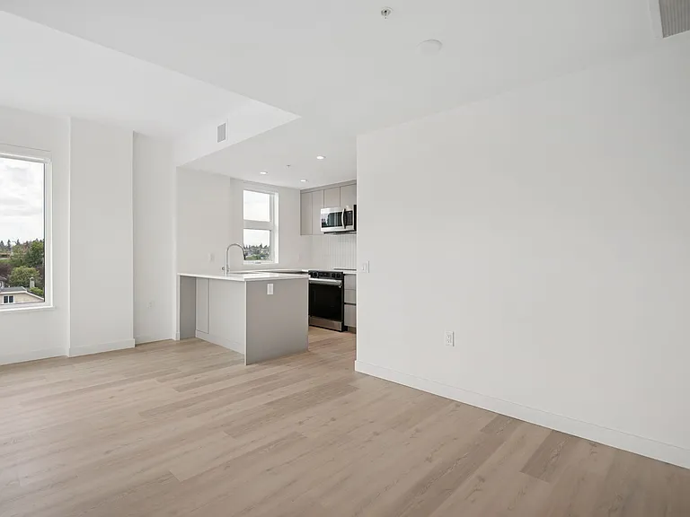 3619 Arbutus St — Photo 17