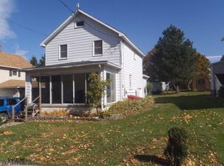 554 5th St, Colver, PA 15927