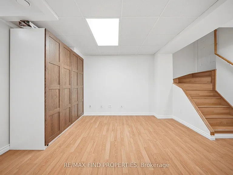 75 Harris Blvd — Photo 39