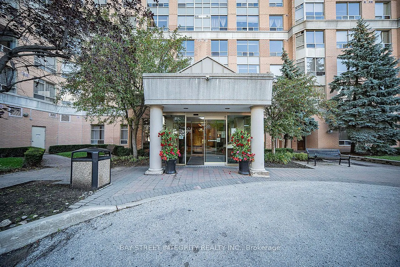 2 bed, $2,600 — Photo 2