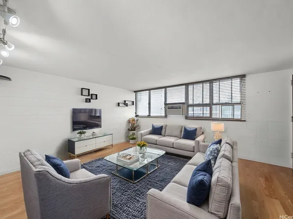 502 Captain Cook Ave APT 303, Honolulu, HI 96813