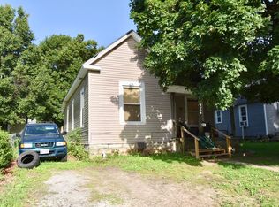 2156 N Lyon Ave, Springfield, MO 65803