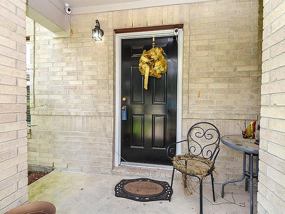 5th image of 406 Remington Green Dr