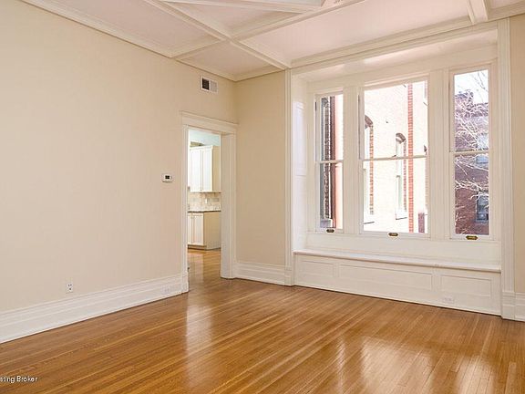 Third 1629 Living Room