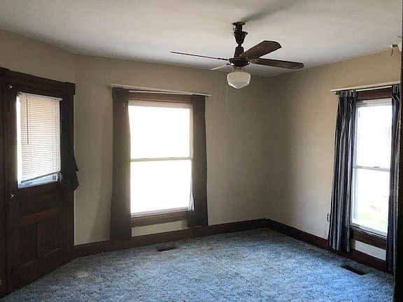 3rd image of 277 S Riverview Ave