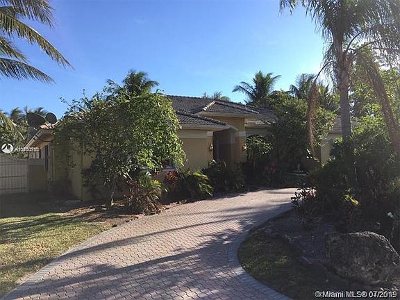 2nd image of 10590 SW 56th Ter