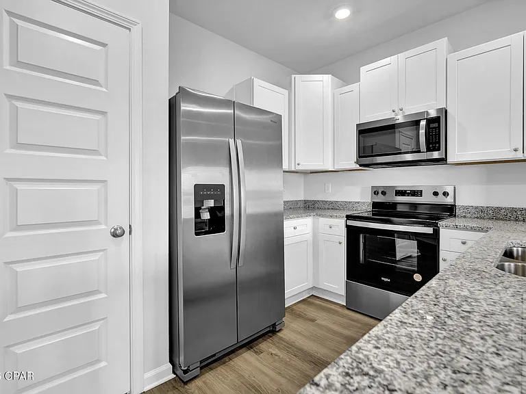 1707 Jakes Dr — Photo 7