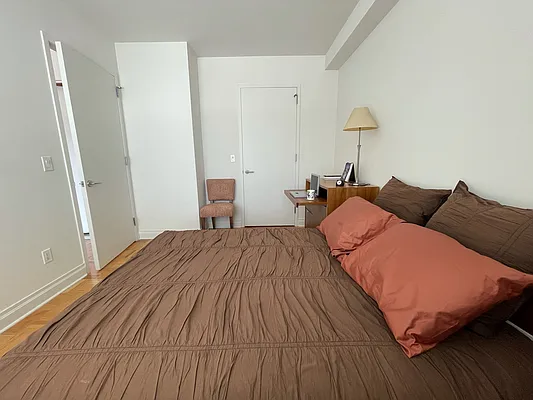 Rented by Carnegie Hill Place | media 14