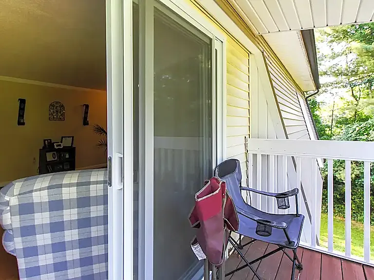 Country Manor - Woodstock — Photo 12