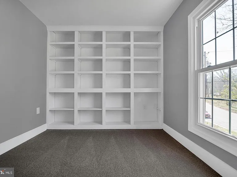 12404 Surrey Circle Dr — Photo 12